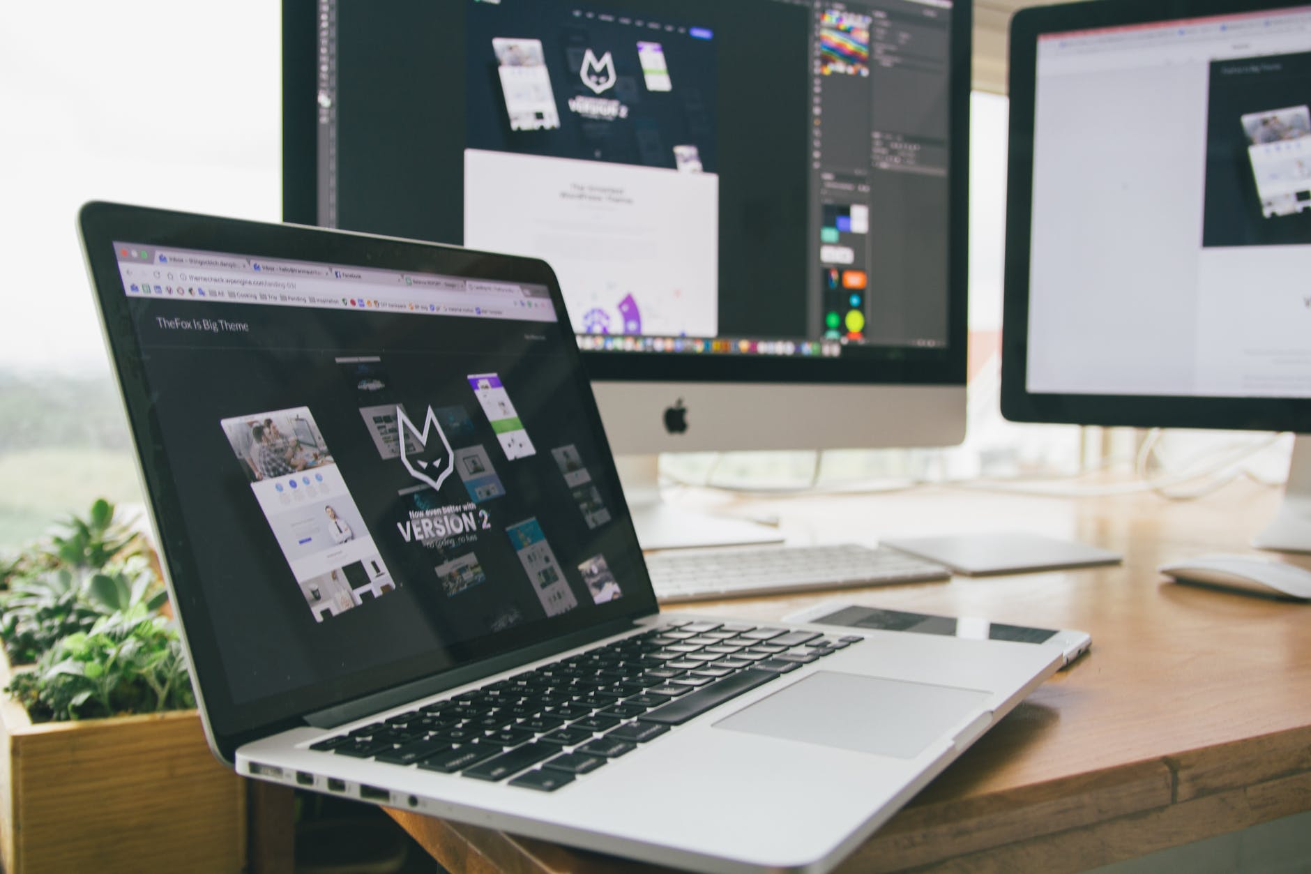 apple apple device design desk