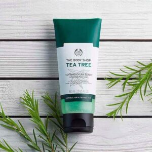 The Body Shop Tea Tree Squeaky Clean Scrub