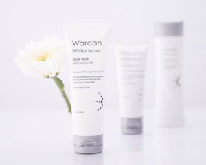 Wardah White Secret Facial Wash with AHA