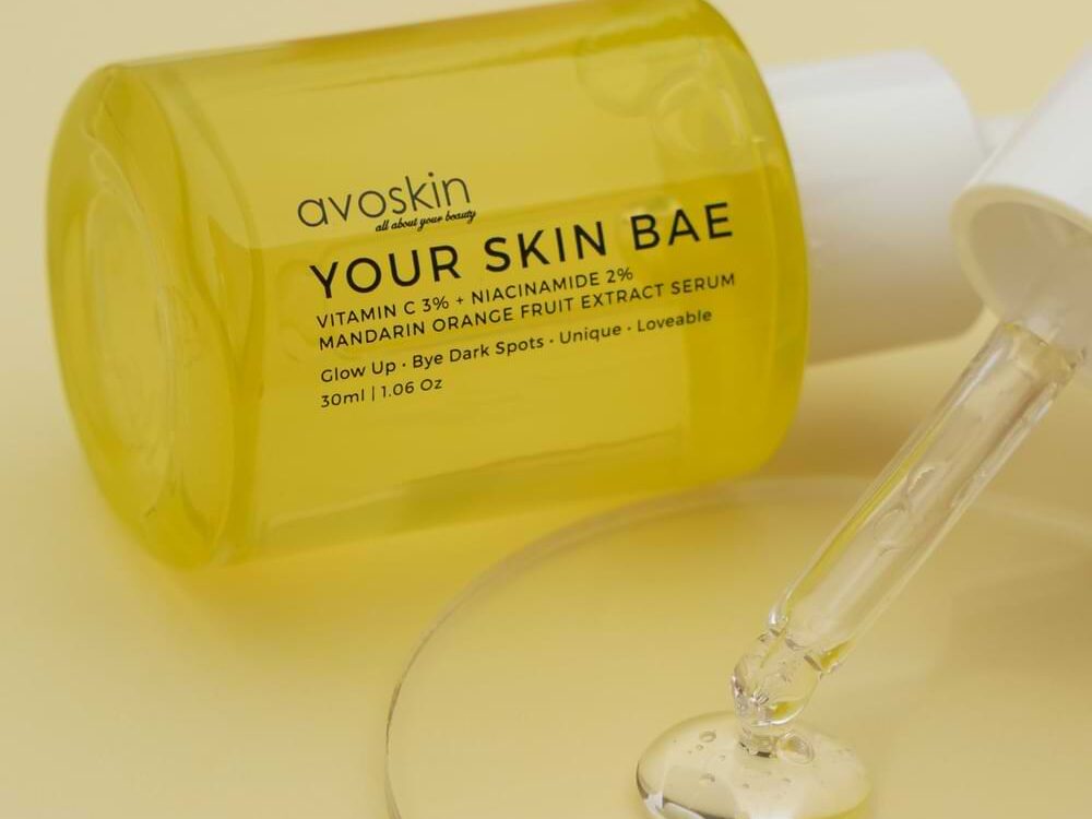 Avoskin Your Skin Bae Vitamin C 3% + Niacinamide 2% + Mandarin Orange Fruit Extract