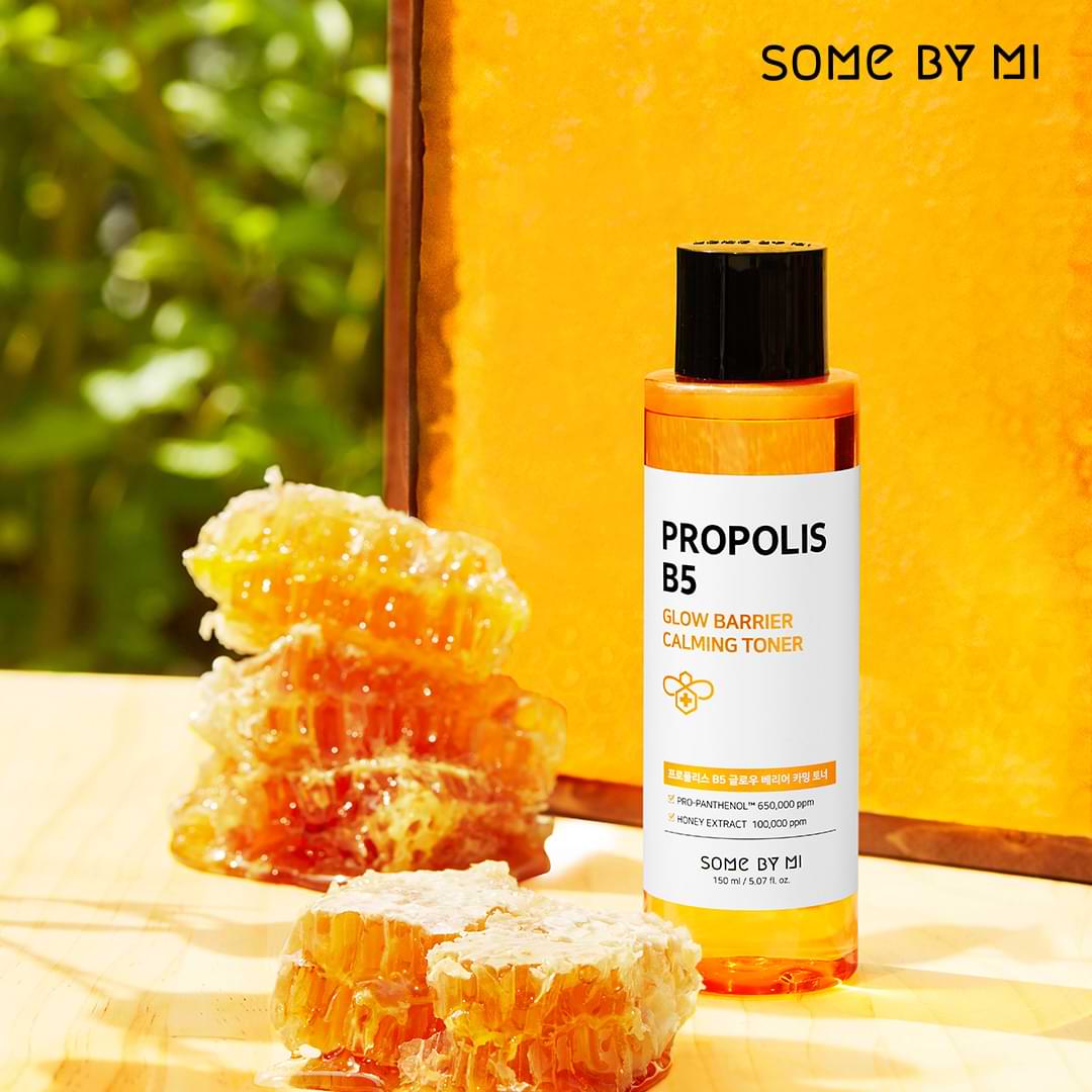 Some By Mi Propolis B5 Glow Barrier Calming Skin Toner
